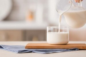 Laktosa Dalam Zat Gizi Susu Berfungsi Untuk
